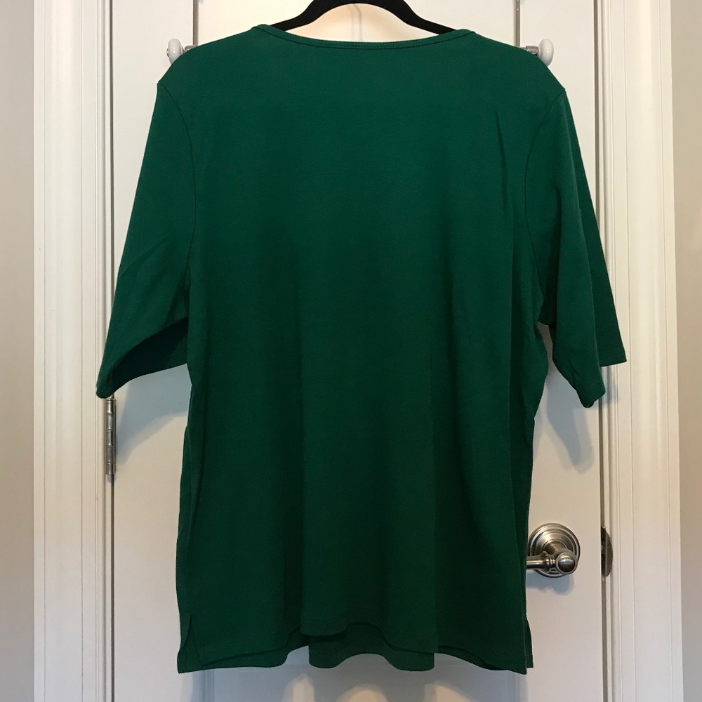 QF green short sleeve top with embroidered “Gobble til you Wobble” (XL) - Picture 6 of 14